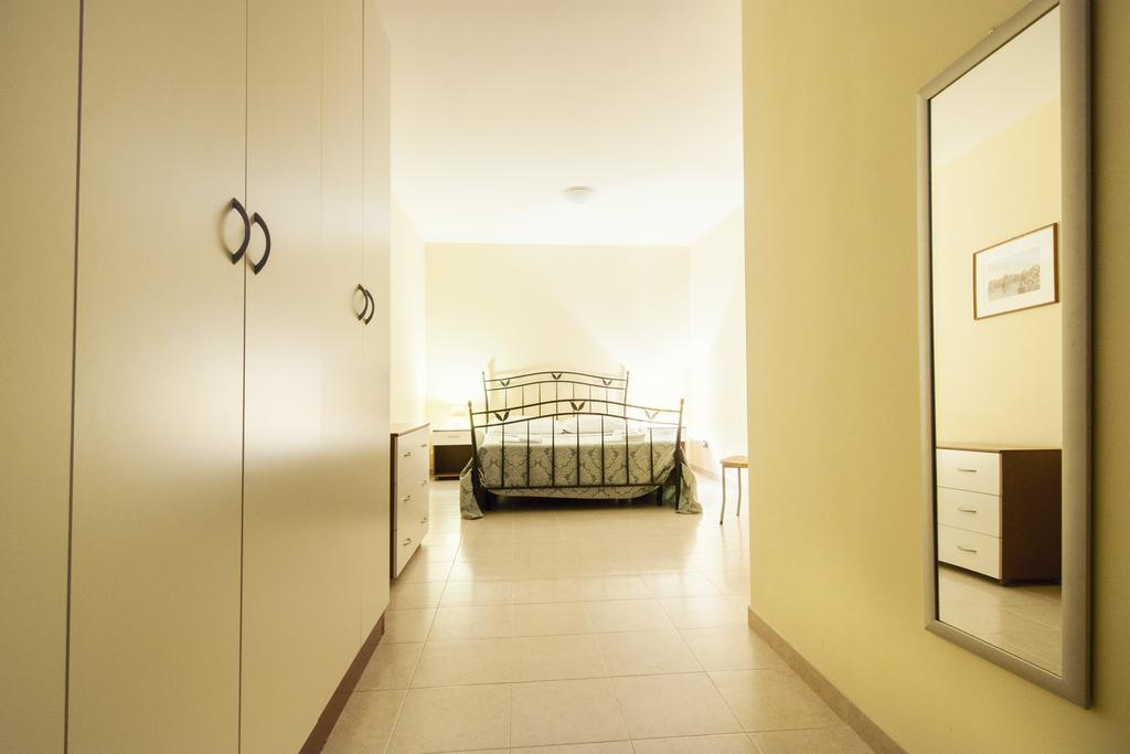 Ciao Hotel & Residence - Apartments Конверсано Экстерьер фото
