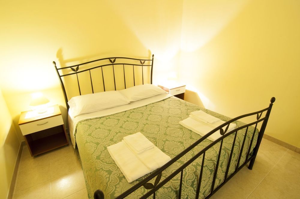 Ciao Hotel & Residence - Apartments Конверсано Экстерьер фото