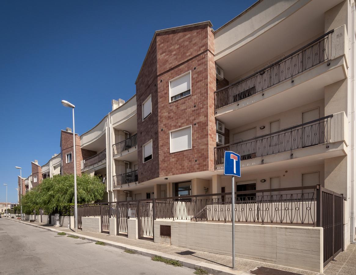 Ciao Hotel & Residence - Apartments Конверсано Экстерьер фото